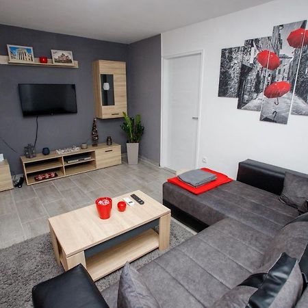7 Days Premium Apartment Subotica Eksteriør bilde