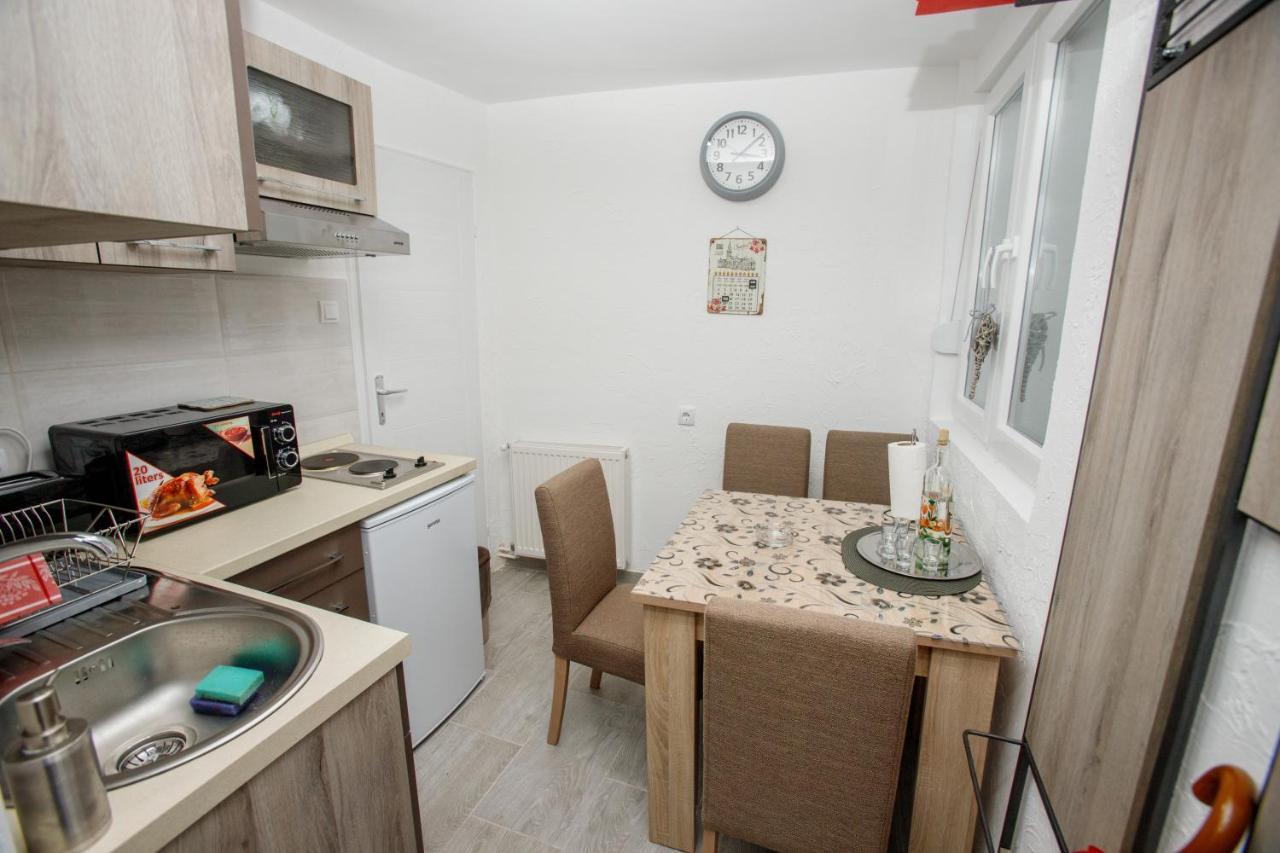 7 Days Premium Apartment Subotica Eksteriør bilde